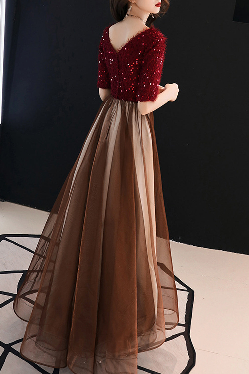 Women Short Sleeve Shiny Sequins Decorated V-Neck Style Evening Dress