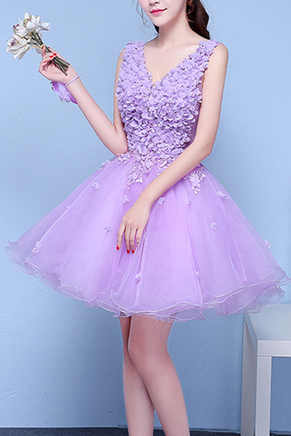 Women Trendy Sleeveless Style V-Neck Floral Decorated Evening Dress