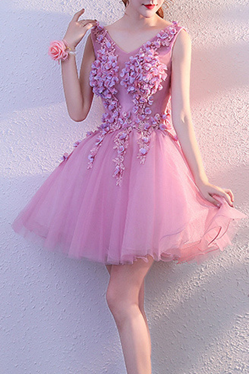 Women V-Neck Style Pretty Floral Decorat