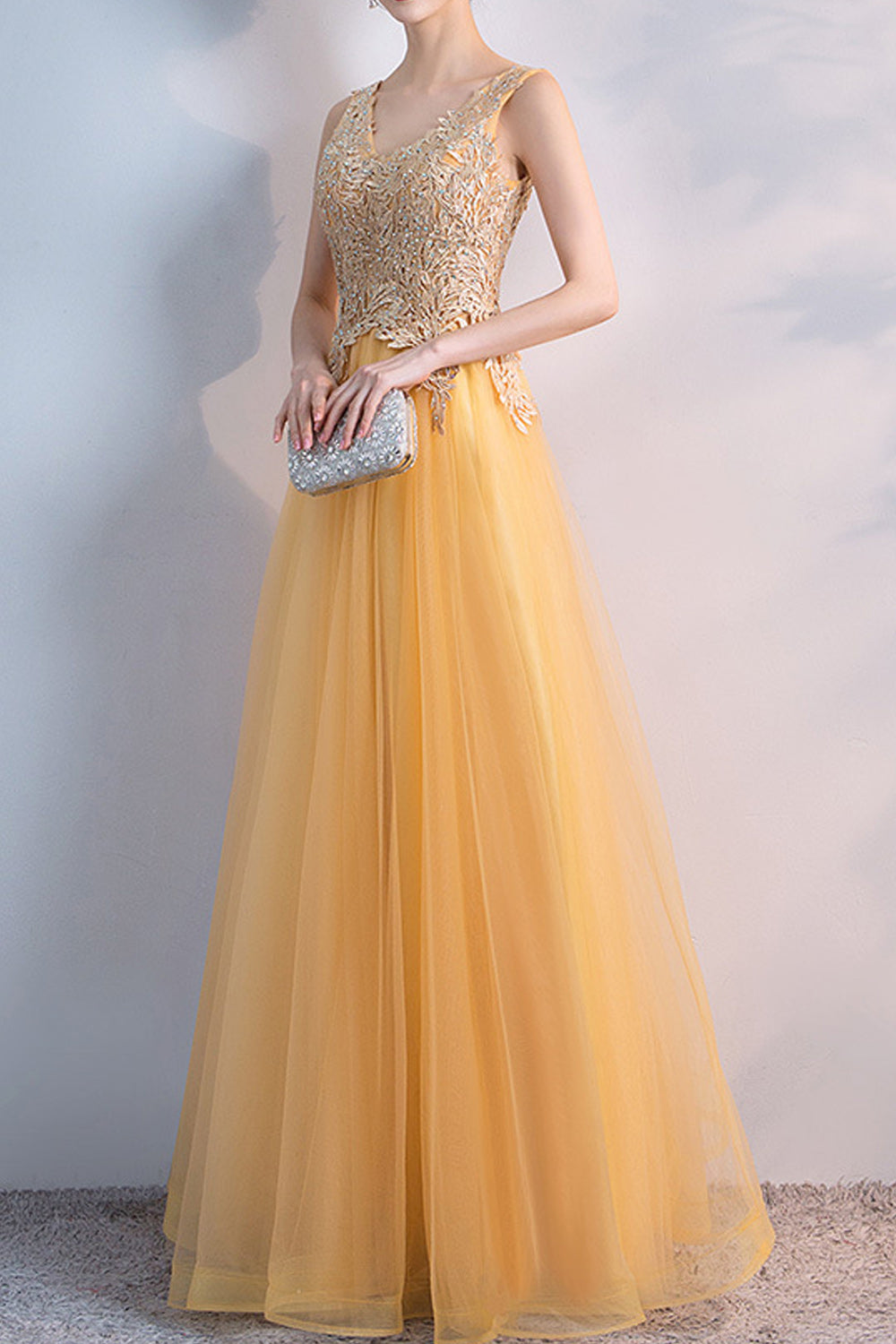 Women Elegant V-Neck Style Sleeveless Slim Fit Evening Dress