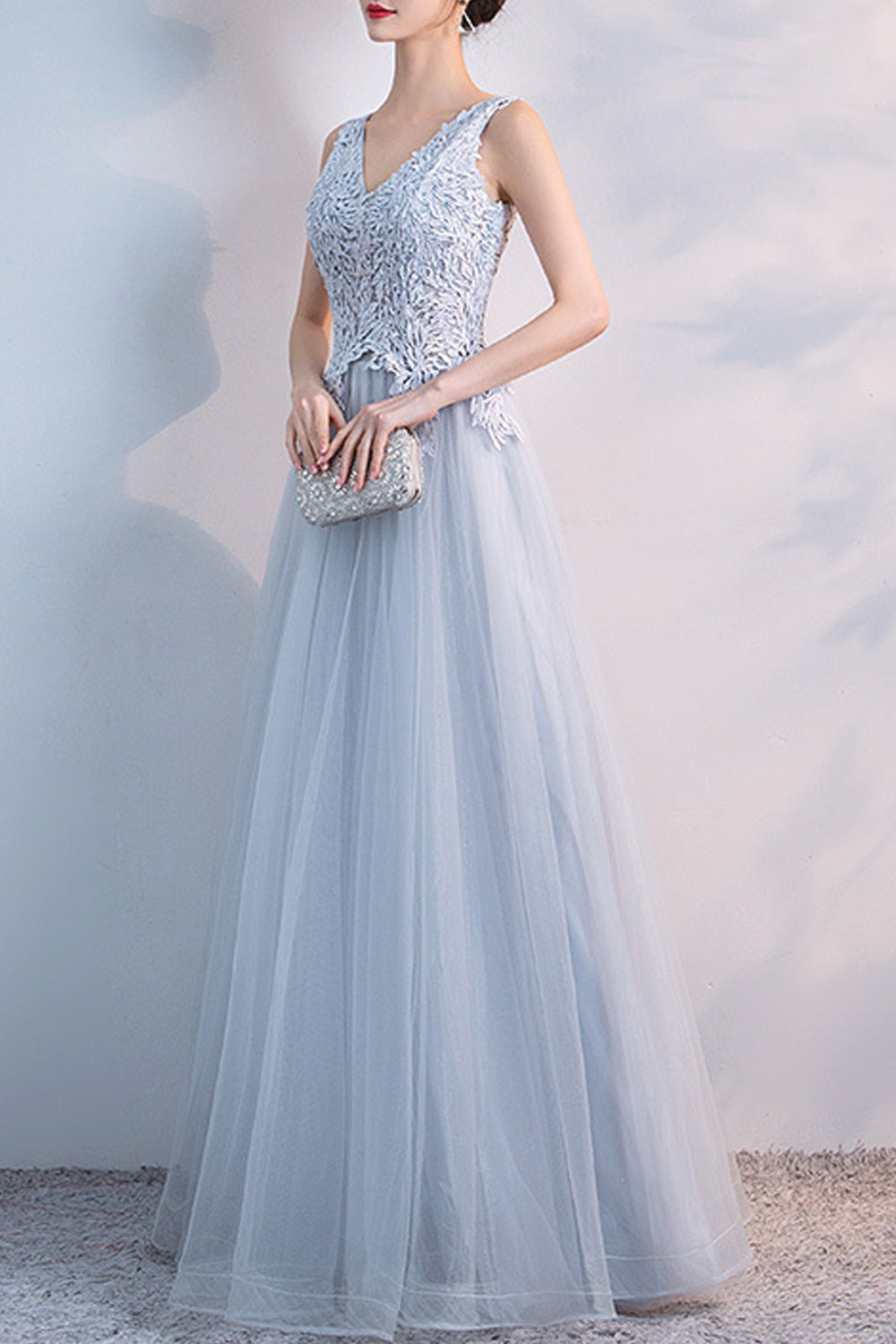 Women Elegant V-Neck Style Sleeveless Slim Fit Evening Dress