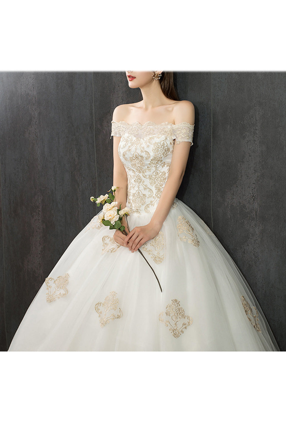 Women Fairy Pretty Lace Embroidered Long Tail Wedding Dress