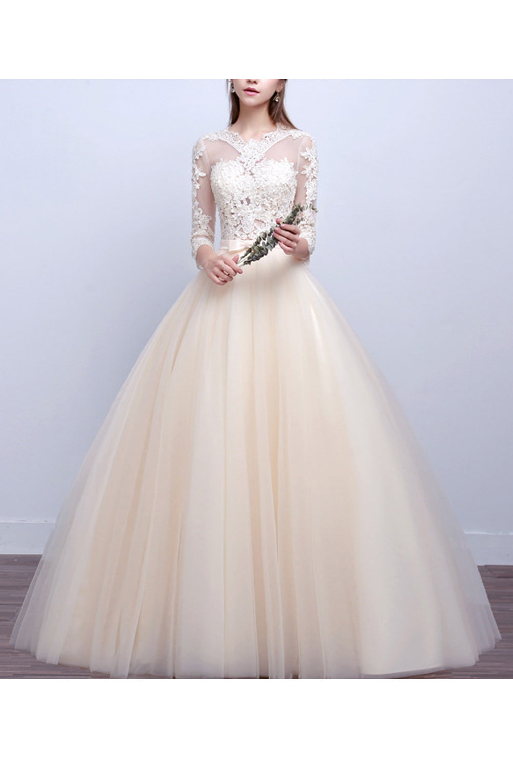 Women Long Thin Sleeve Pretty Lace Decorated Wedding Dress