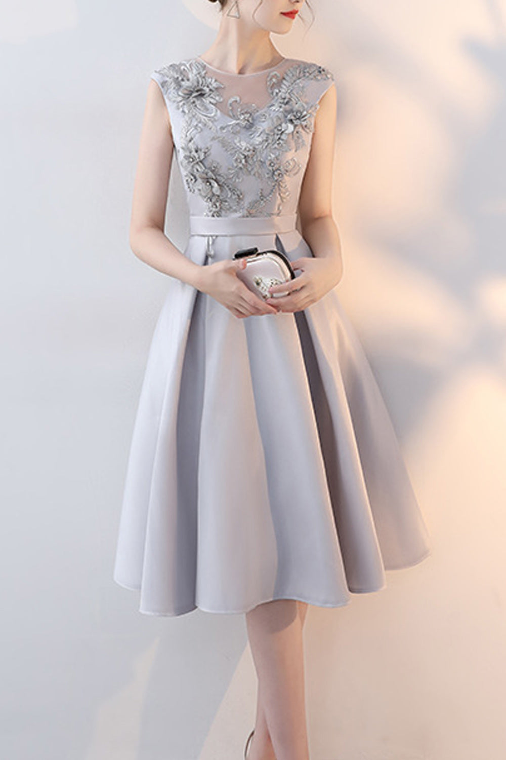 Women Short Skirt Pleated Pattern Flower Decorated Bust Evening Party Dress