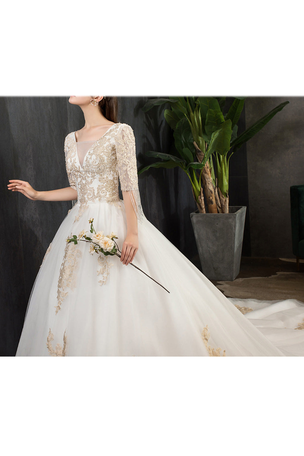 Women V-Neck Style Shot Sleeve Embroidered Pattern Wedding Dress