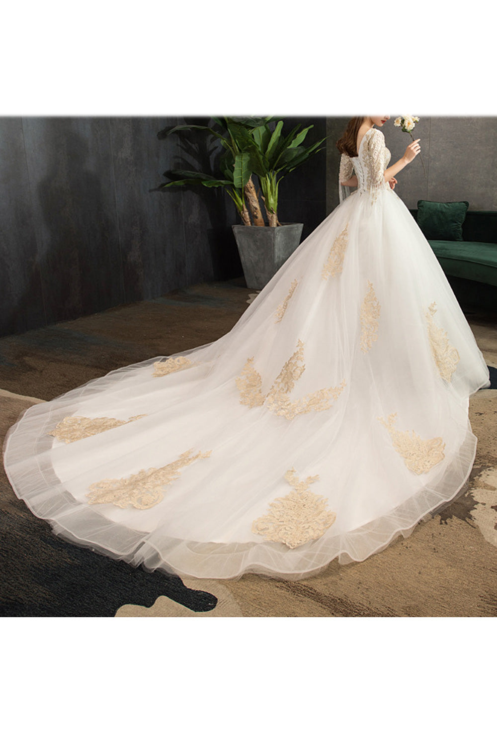 Women V-Neck Style Shot Sleeve Embroidered Pattern Wedding Dress