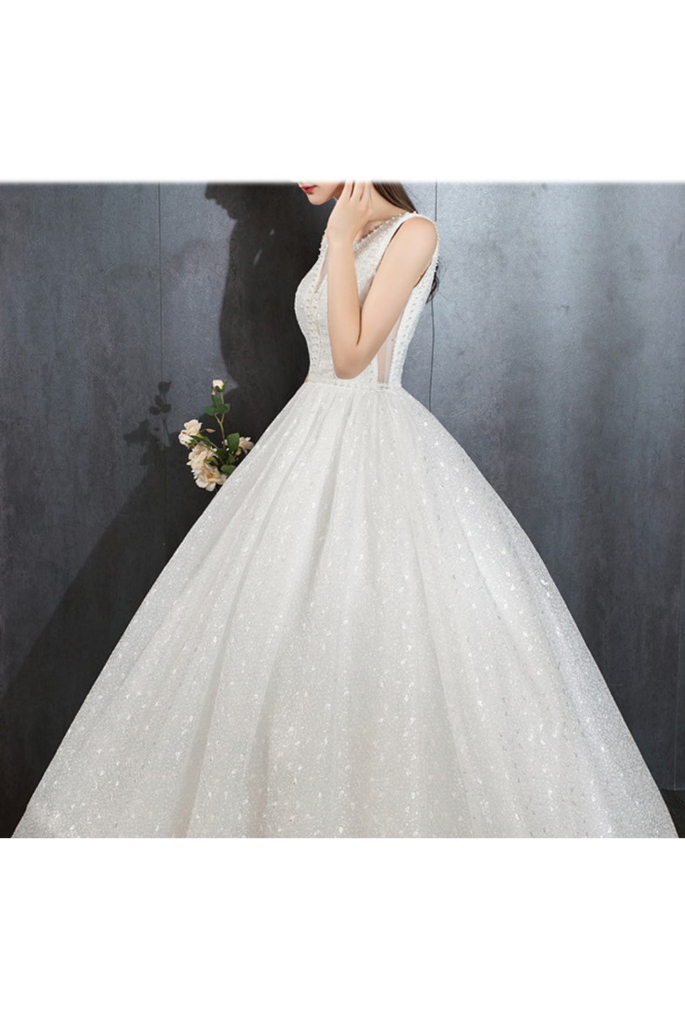 Women Deep V-Neck Style Sleeveless Loose Long Gown Wedding Dress
