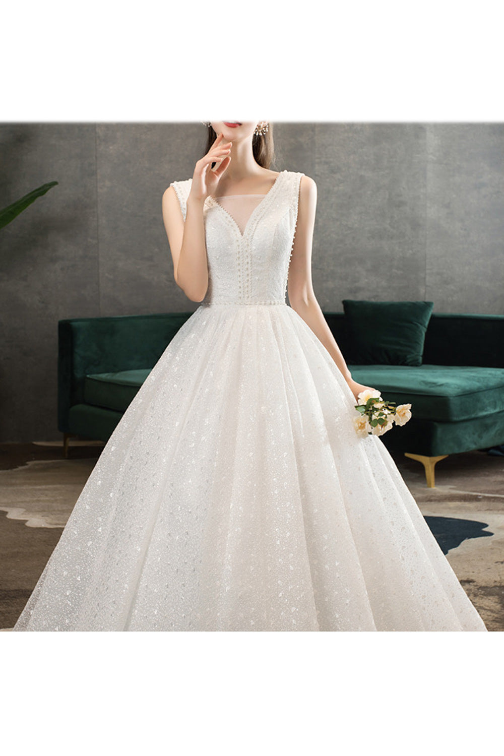 Women Deep V-Neck Style Sleeveless Loose Long Gown Wedding Dress