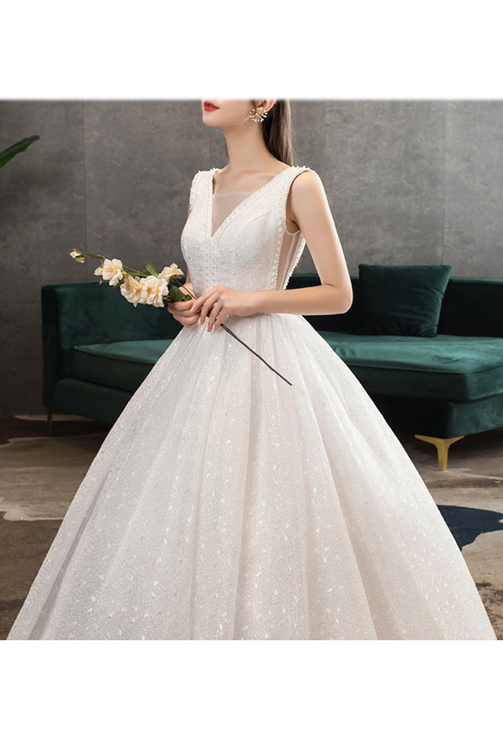 Women Deep V-Neck Style Sleeveless Loose Long Gown Wedding Dress