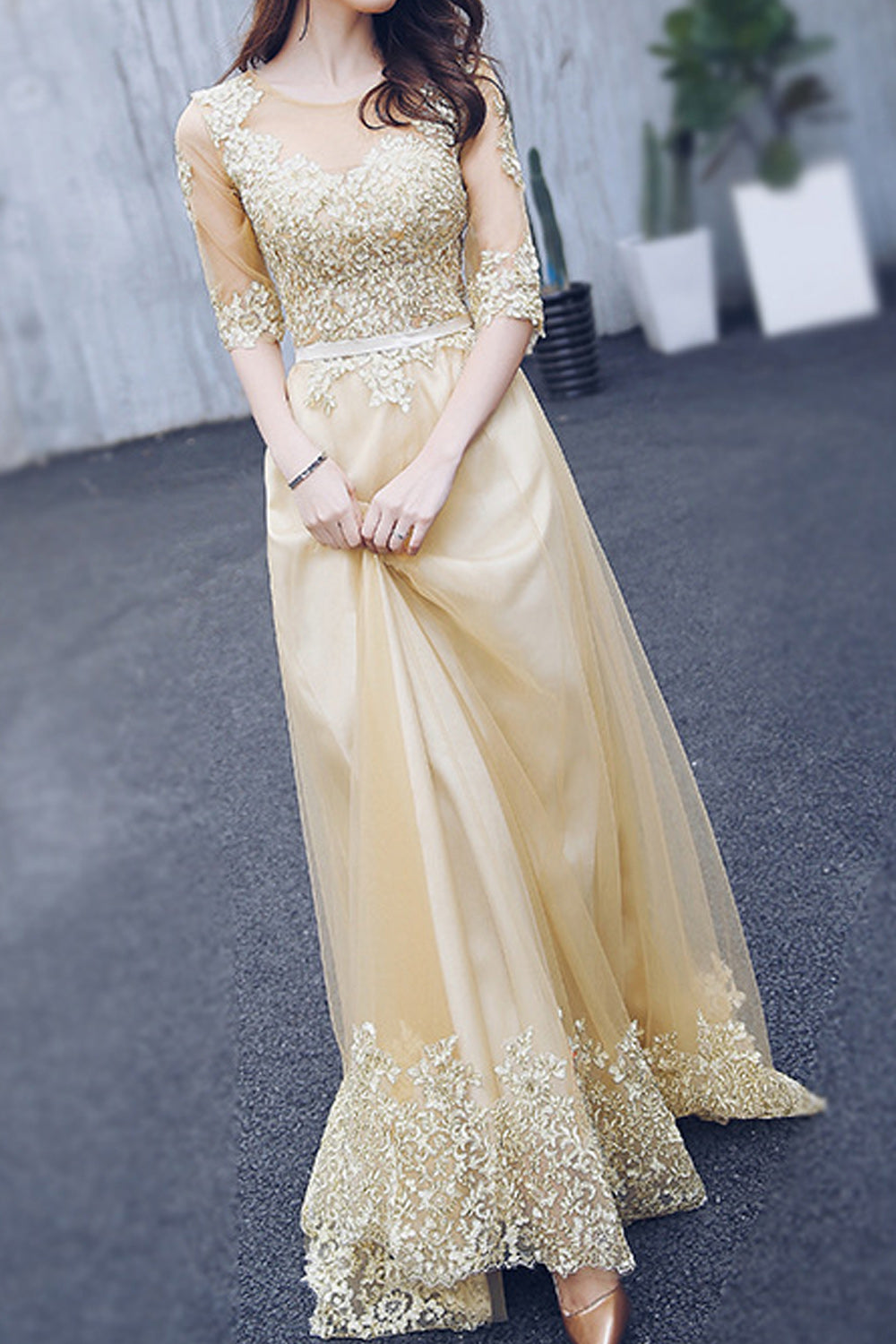 Women Solid Pattern Embroidered Style Long Wedding Party Dress