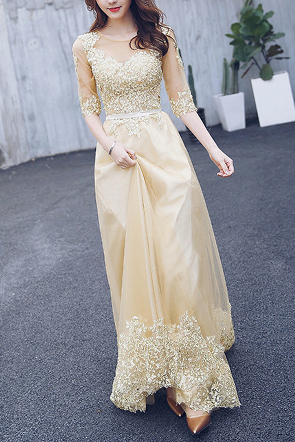 Women Solid Pattern Embroidered Style Long Wedding Party Dress