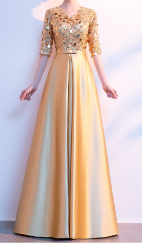 Absolutely! Here's a complete and well-rounded full description for a women's long skirt dress, suitable for online stores, cata