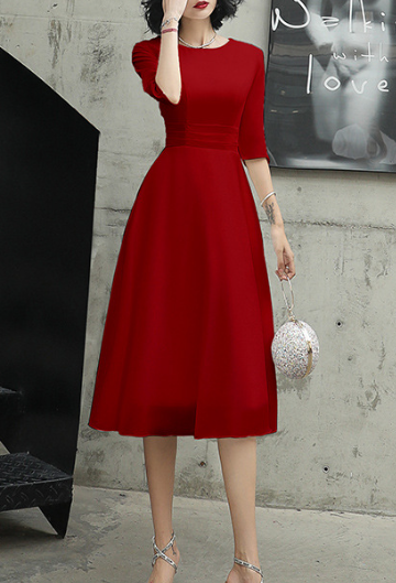 Absolutely! Here's a full, thoughtfully crafted product description for a new style evening dress designed specifically for peti
