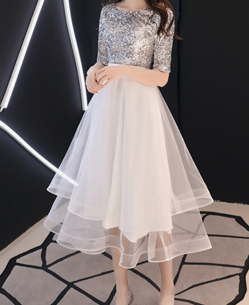 Absolutely! Here’s a full, elegant, and versatile product description for a classic evening dress for women