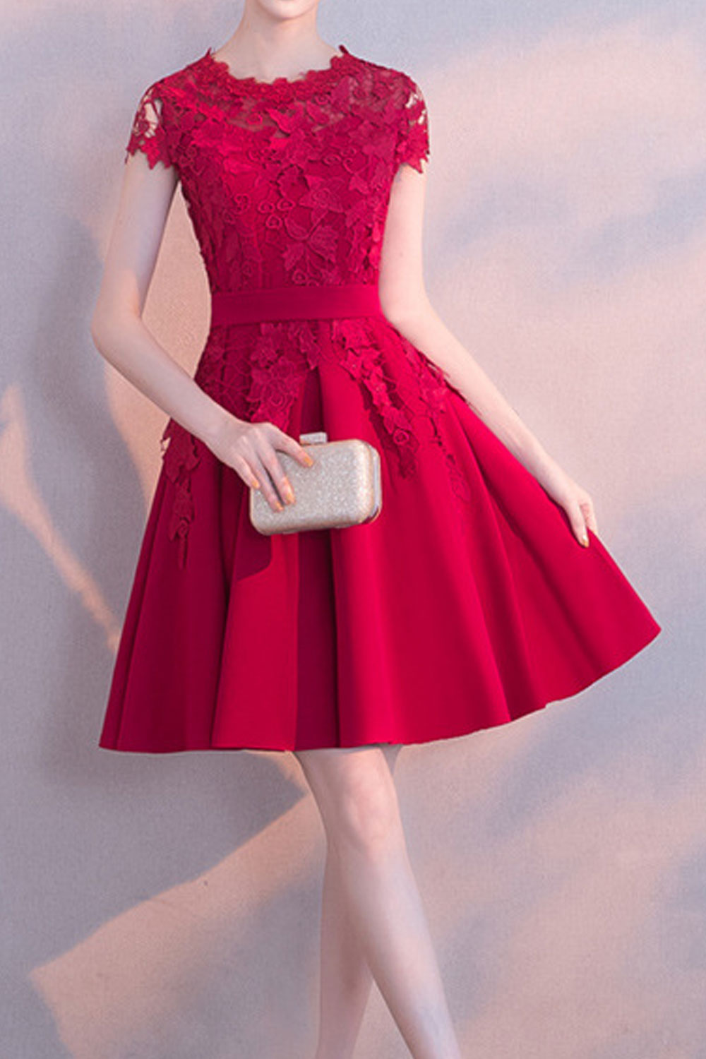 Of course! Here's a full, stylish, and heartfelt product description for a graduation season evening dress