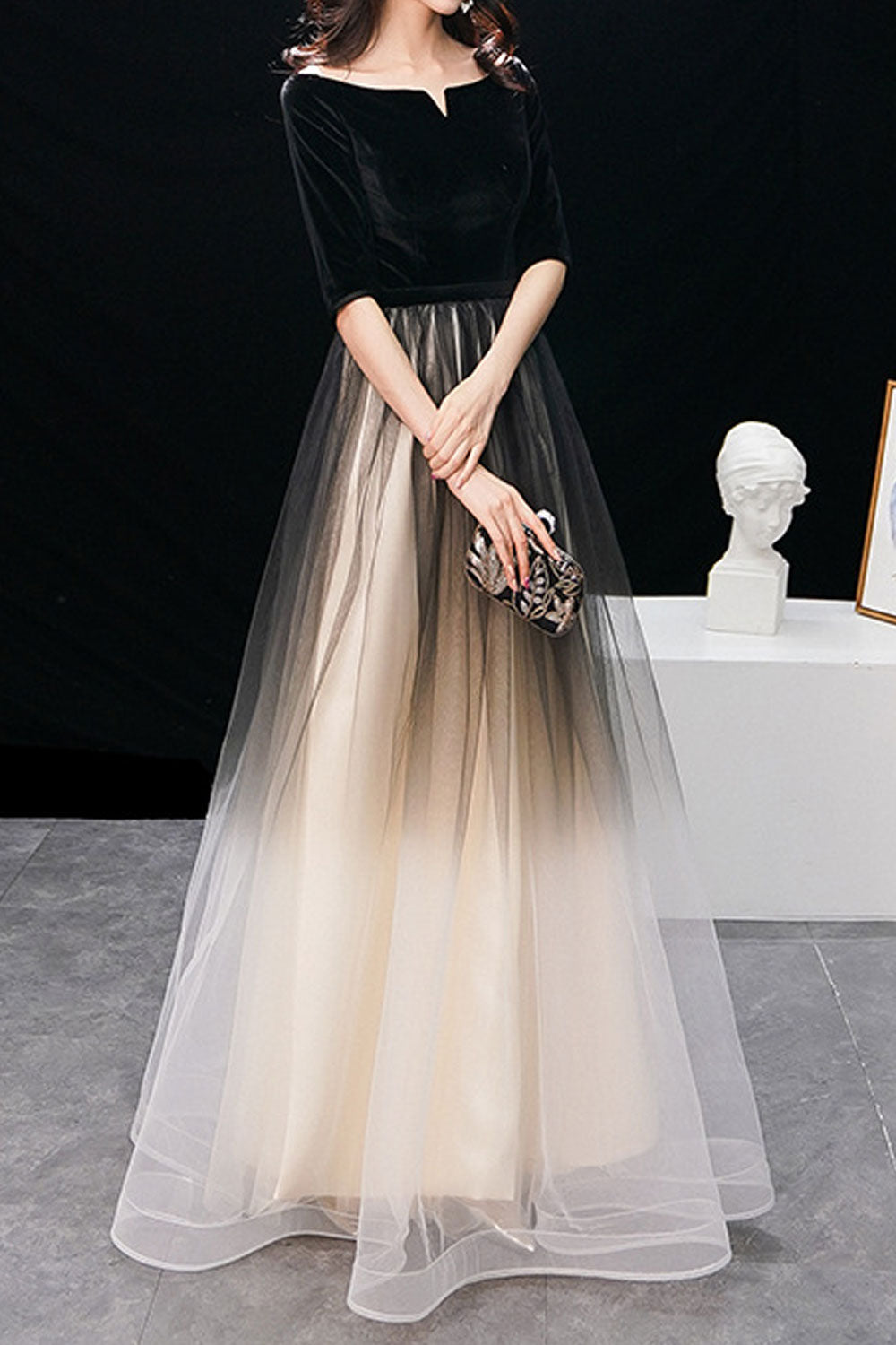 Absolutely! Here's a full, elegant product description for a women’s black evening gown skirt, perfect for formal occasions