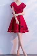 Absolutely! Here’s a full, stylish product description for a women’s short evening dress, perfect for cocktail parties, semi-for