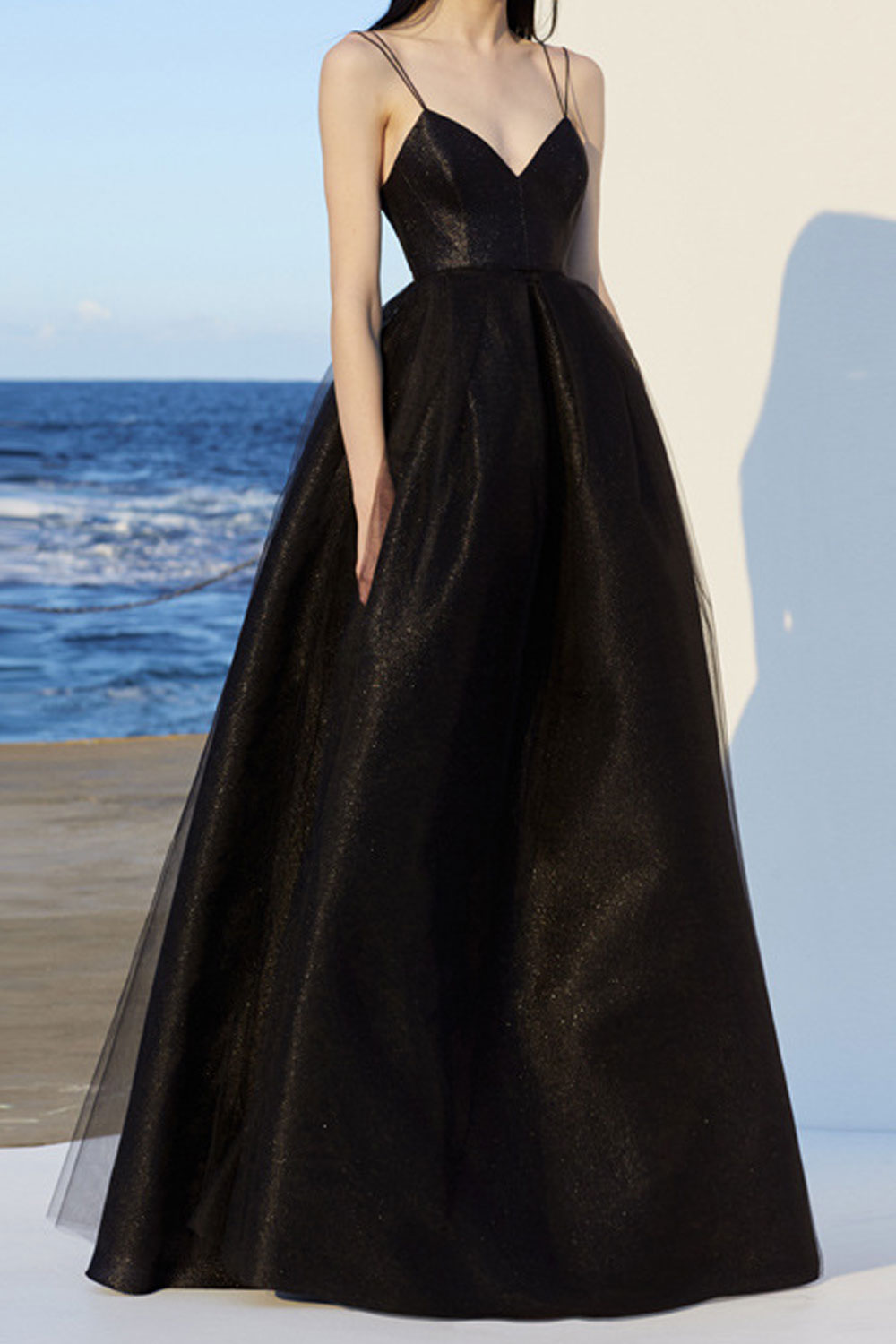 Absolutely! Here's a full and versatile product description for a women's dress with a long skirt, suitable for casual, semi-for