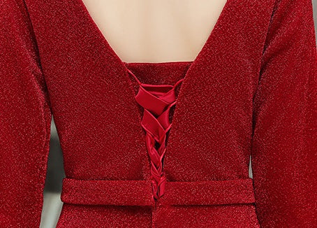 Of course! Here's a full, elegant description for a women's slim long dress