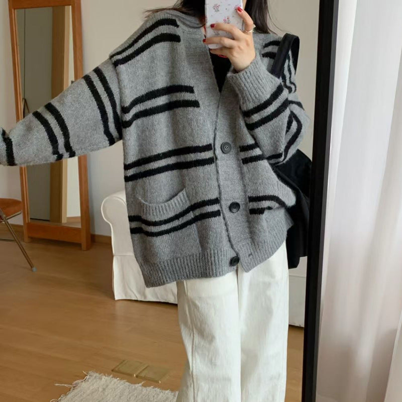 Women's Striped Loose Knit Cardigan - Autumn & Winter Lazy Style Sweater with Pockets