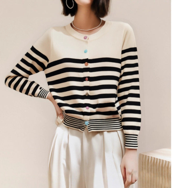 Women's Niche Striped Long-Sleeved Sweater - Trendy Knit Pullover for Effortless Style