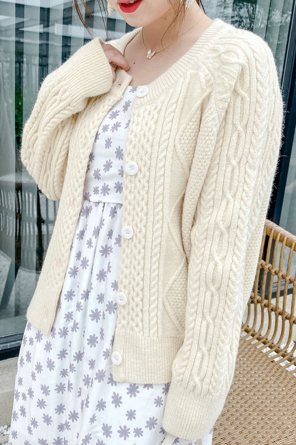 Women Lovely Solid Pattern Breathable Round Neck Splendid Warm Cardigan