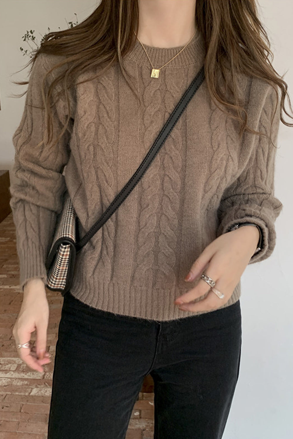 Women Fashion Round Neck Elastic Cuff Warm Sweater