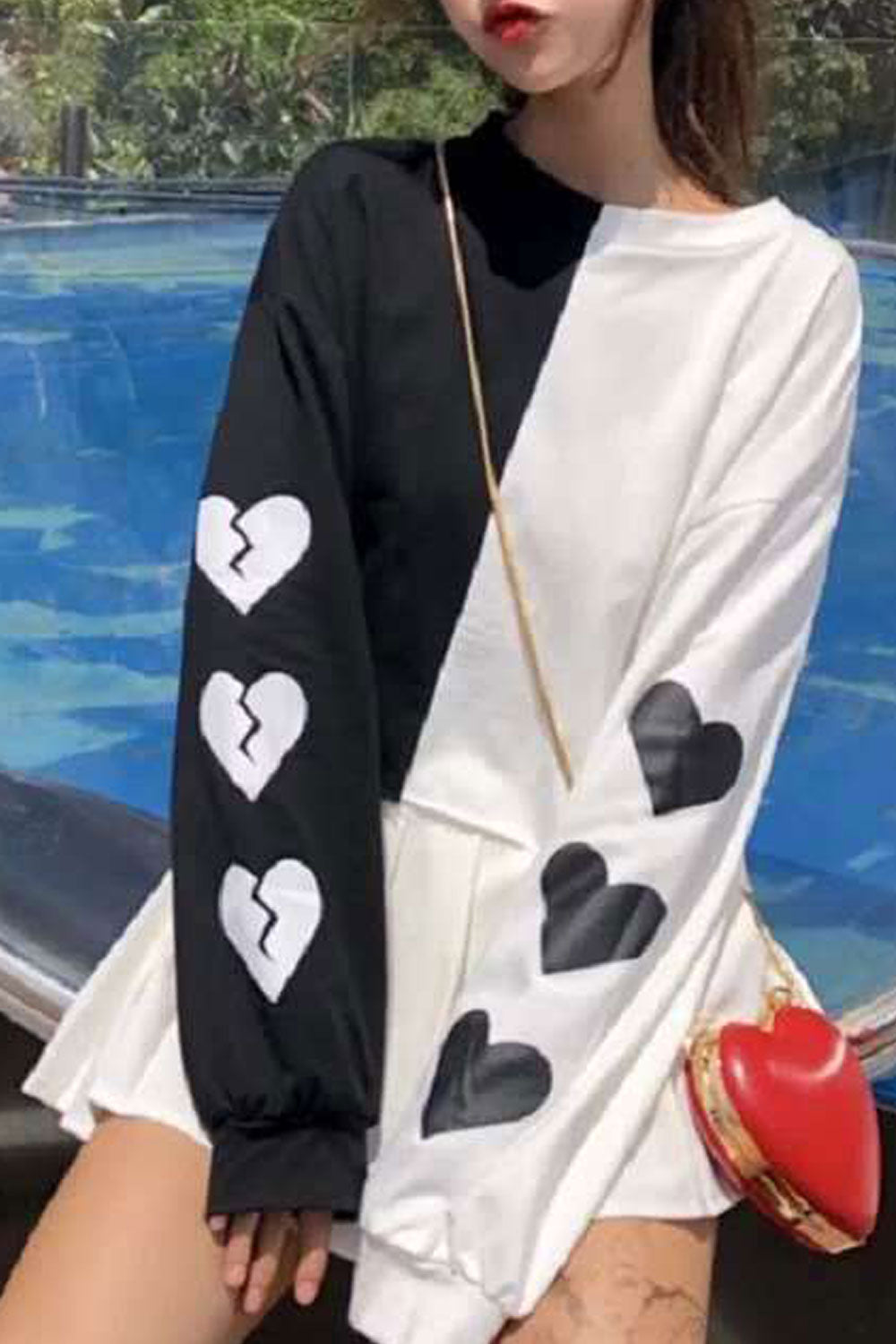 Women Stylish Short Length Contrast Color Warm Sweatshirt