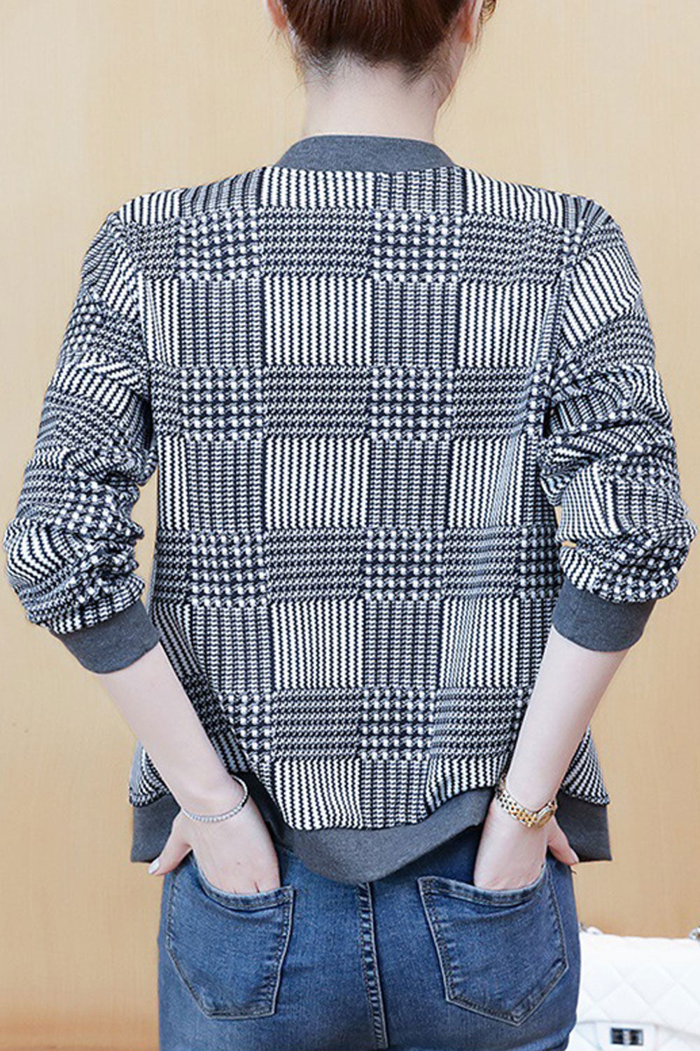 Women Zipper Closure Regular Fit Stylish Jacket