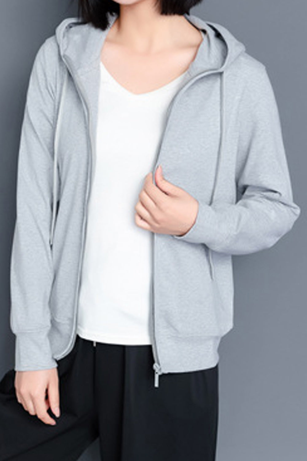 Women Simple Zipper Closure Hooded Neck Hoodie