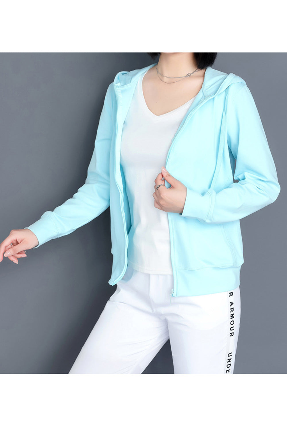 Women Simple Zipper Closure Hooded Neck Hoodie