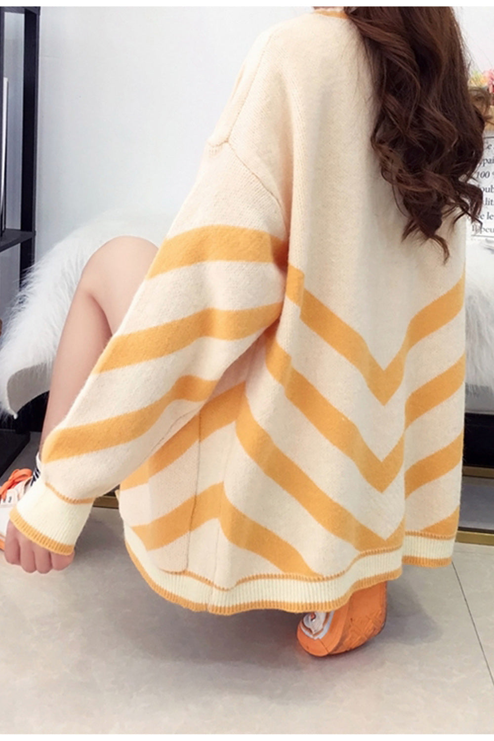 Women Striped Pattern V-Neck Pretty Button Closure Cardigan