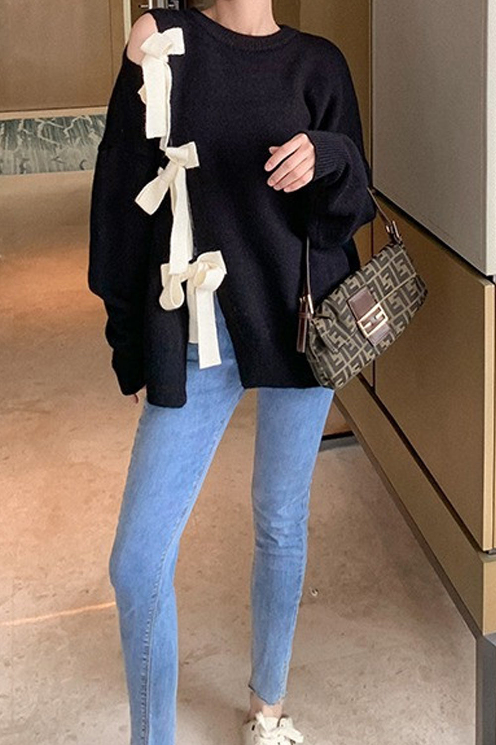 Women Fashionable Bow Decorated Irregular Sweater