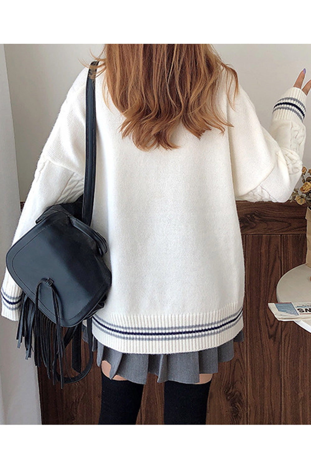 Women Casual Loose Fit Round Neck Pullover Winter Sweater