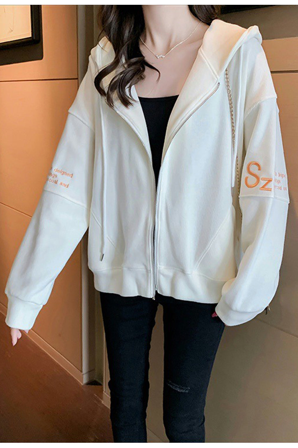 Women Zipper Closure Soft Hooded Neck Hoodie