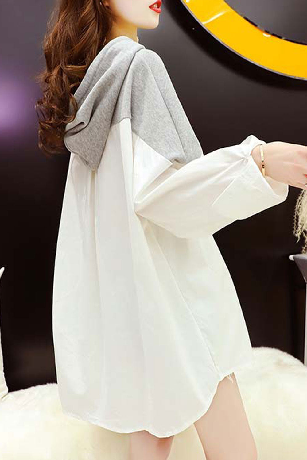 Women Contrast Color Hooded Neck Loose Fit Warm Hoodie