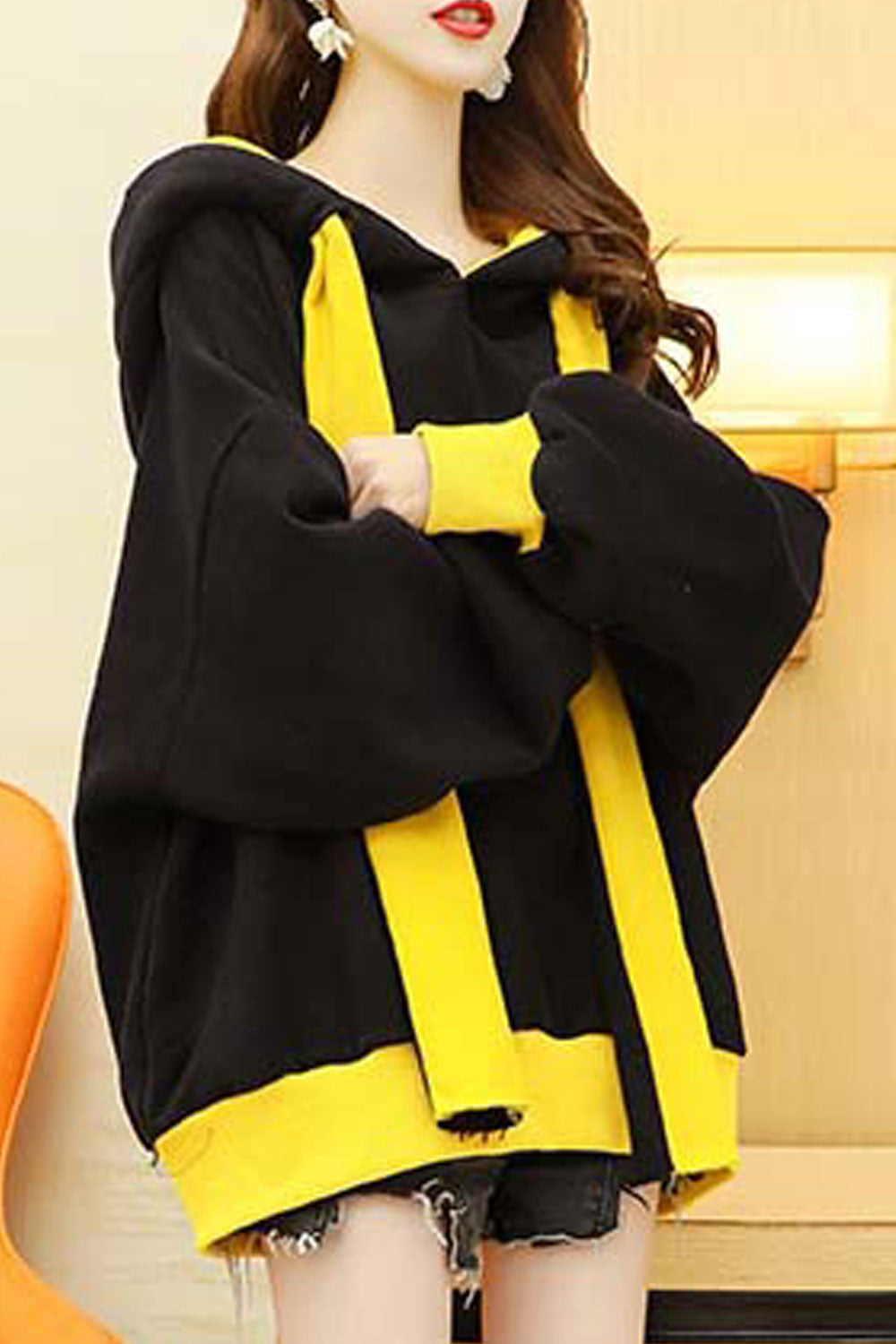 Women Contrast Color Warm Hooded Neck Loose Fit Hoodie