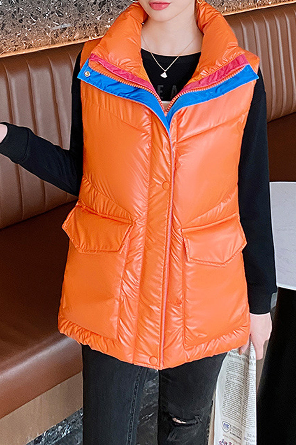 Women Tremendous Solid Color Stand Up Collar Zip Closure Padded Vest