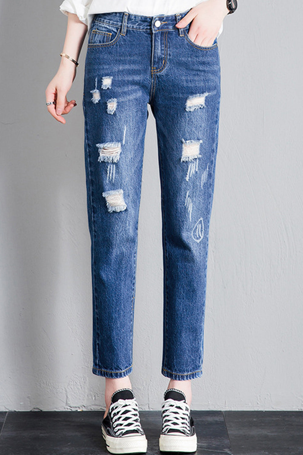 Women Elegent Solid Colored Pocket Styled Thin & Soft Fabric Button Closure Straight Ripped Denim Jeans
