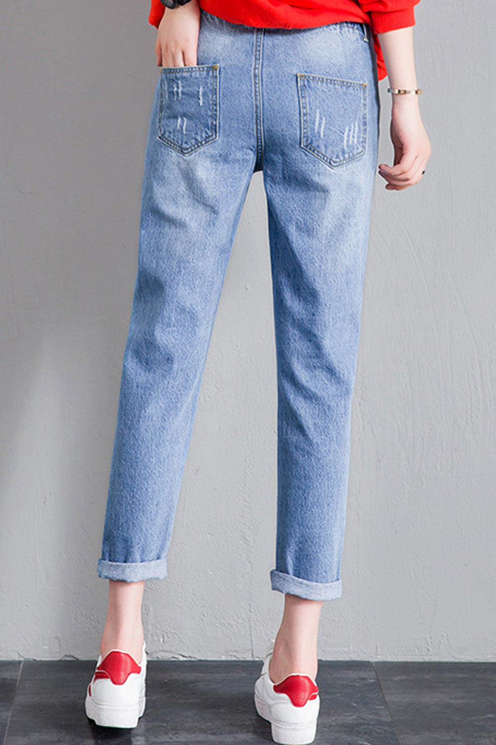Women Elegent Solid Colored Pocket Styled Thin & Soft Fabric Button Closure Straight Ripped Denim Jeans