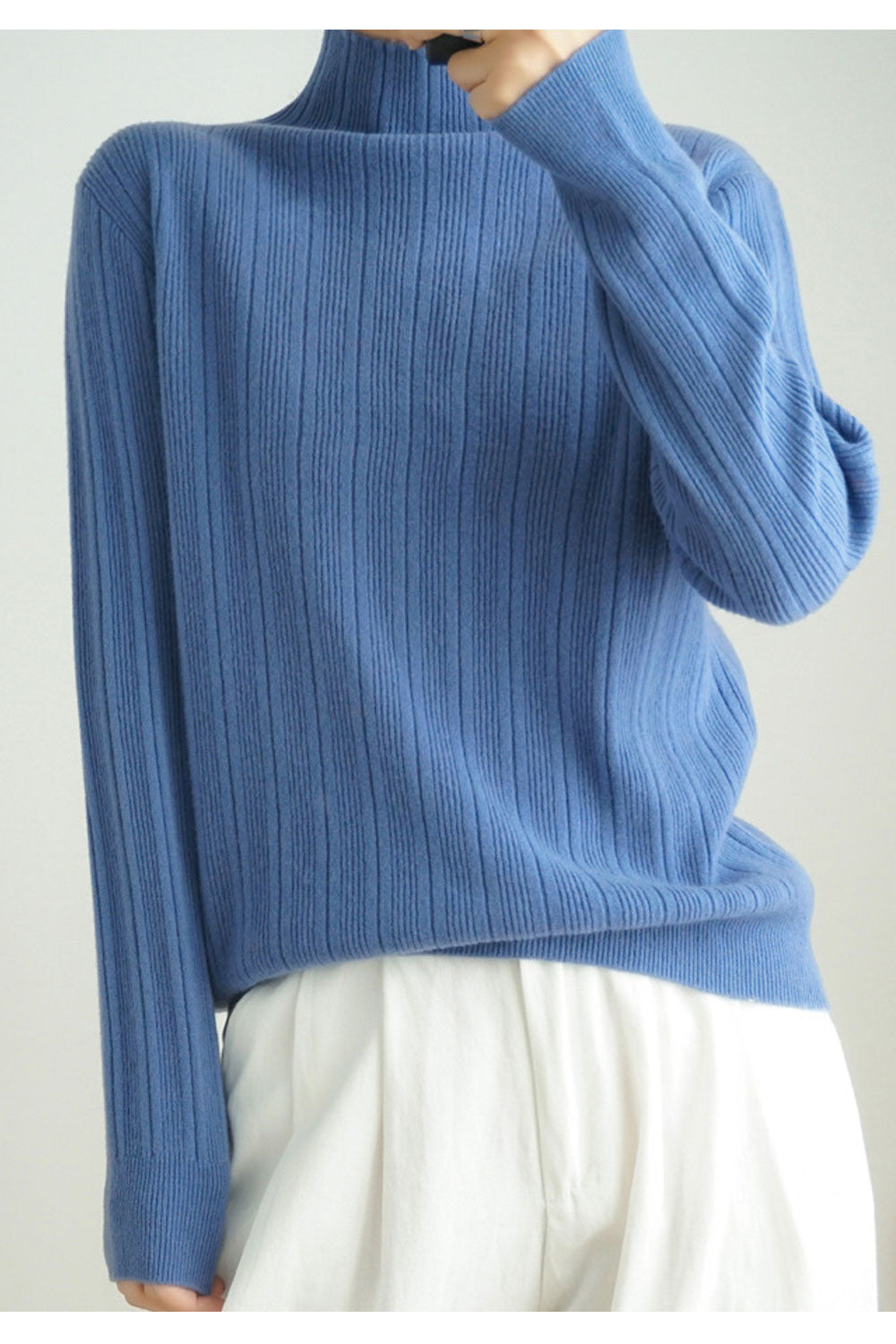Women Trendy Turtle Neck Long Sleeve Superb Solid Pattern Loose Modern Pullover Sweater