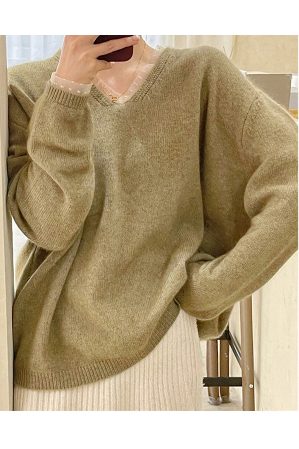Women Magnificent V-Neck Superb Long Sleeve Solid Pattern Classy Loose Winter Sweater