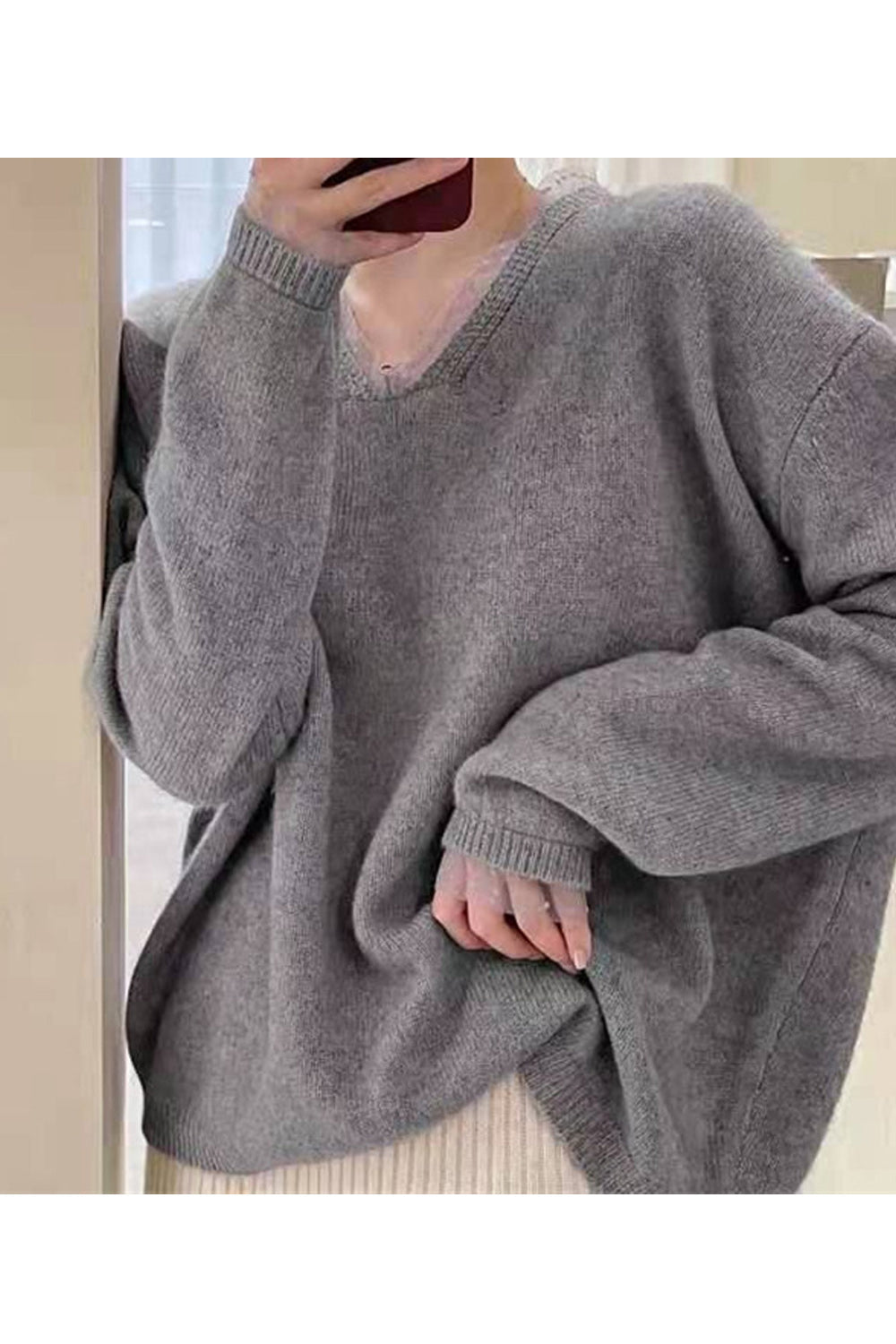 Women Magnificent V-Neck Superb Long Sleeve Solid Pattern Classy Loose Winter Sweater