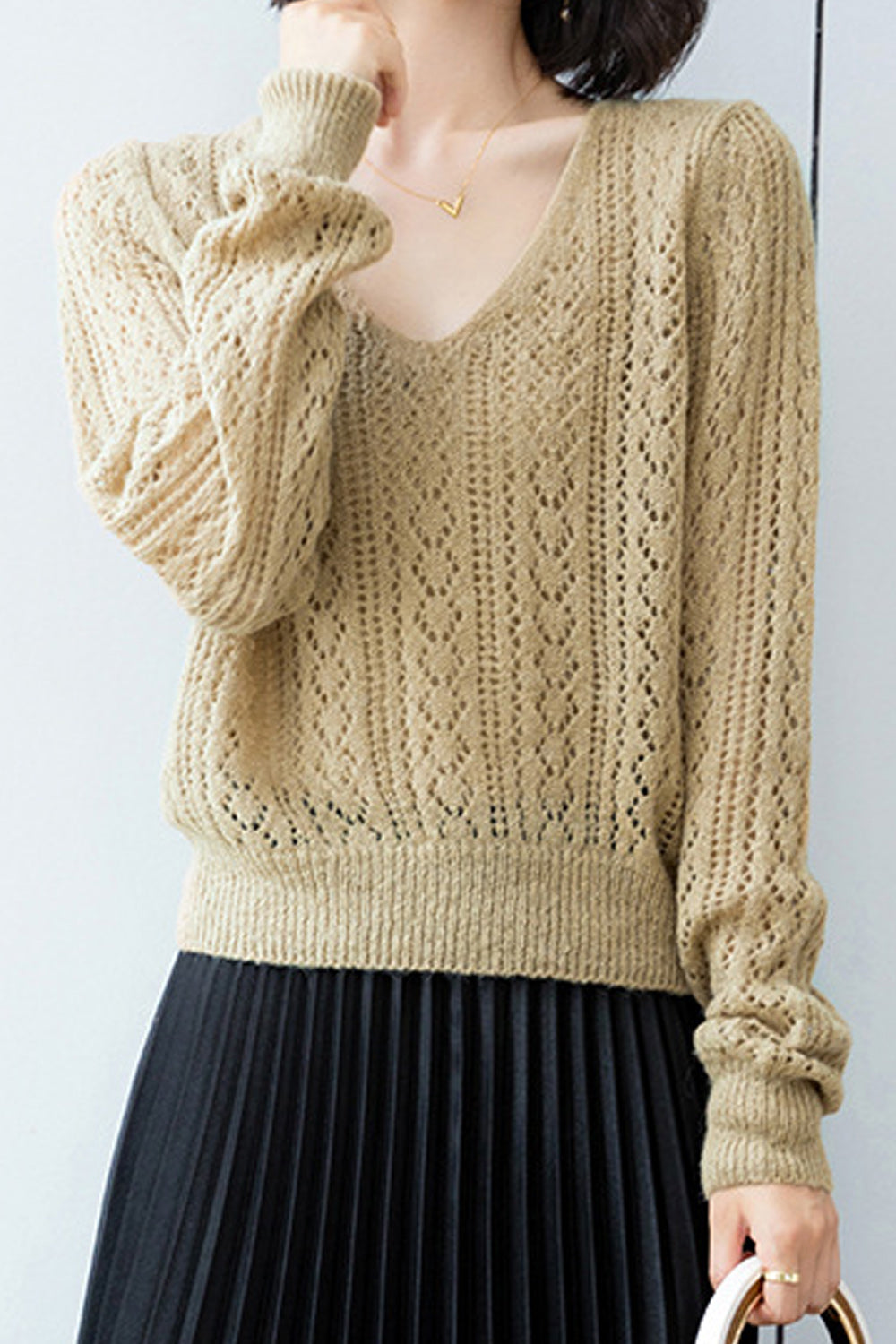 Women Hollow Style Ventilated Solid Pattern Long Sleeve V-Neck Tremendous Cozy Pullover Sweater