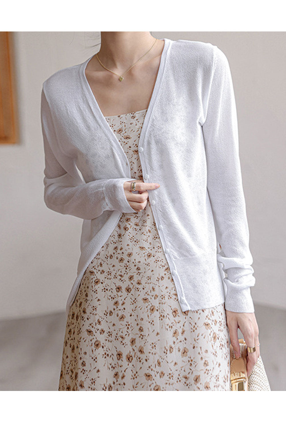 Women Long Sleeve Deep V-Neck Modern Styled Superb Solid Colored Thick Casual Button Closure Winter Cardigan