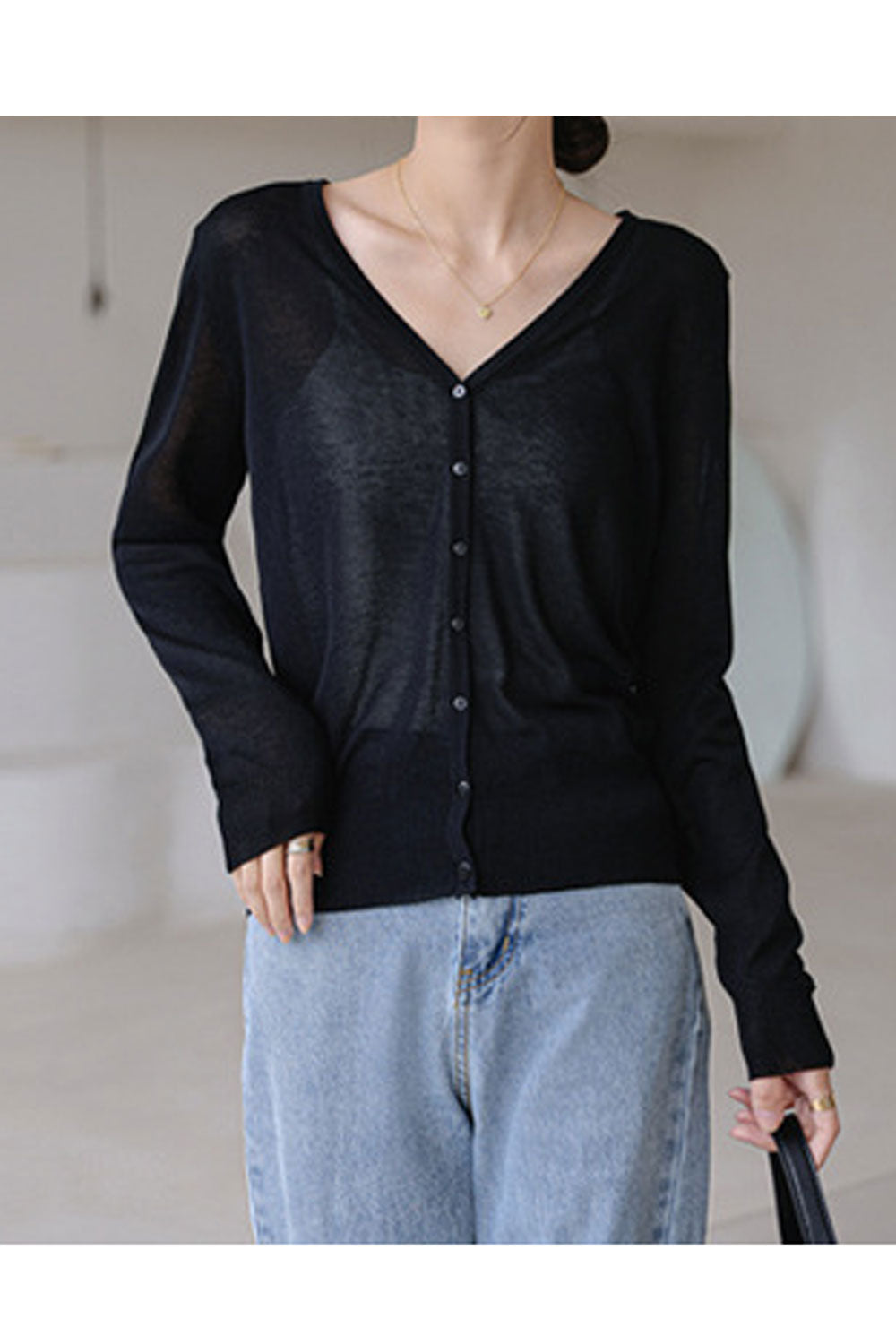 Women Long Sleeve Deep V-Neck Modern Styled Superb Solid Colored Thick Casual Button Closure Winter Cardigan