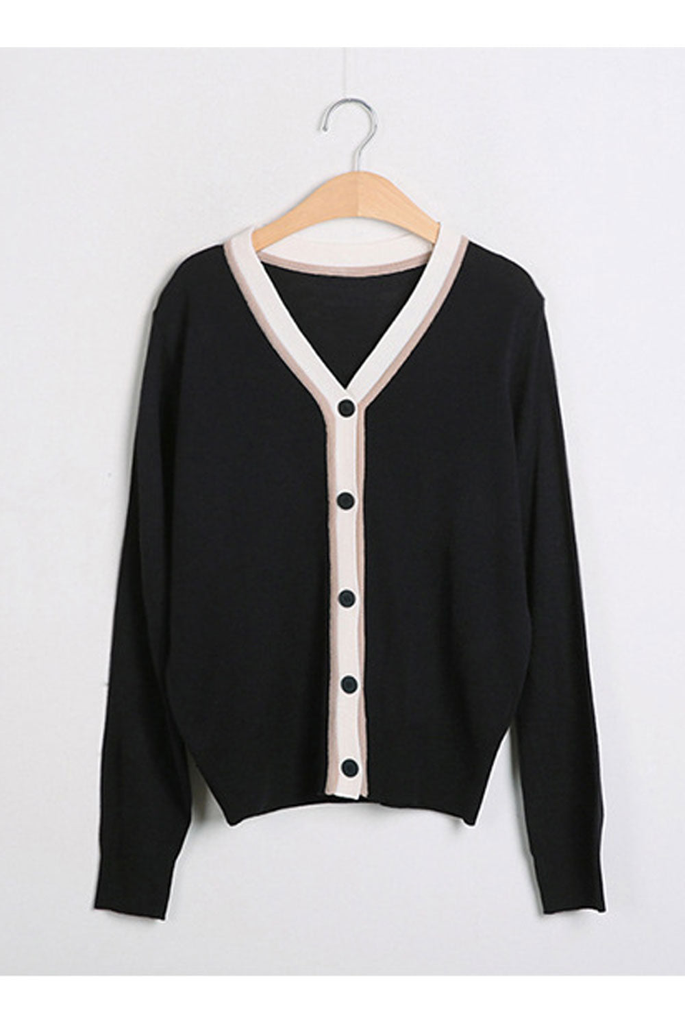 Women Magnificent Solid Colored Long Sleeve V-Neck Slim Fit Button Closure Convinient Winter Cardigan