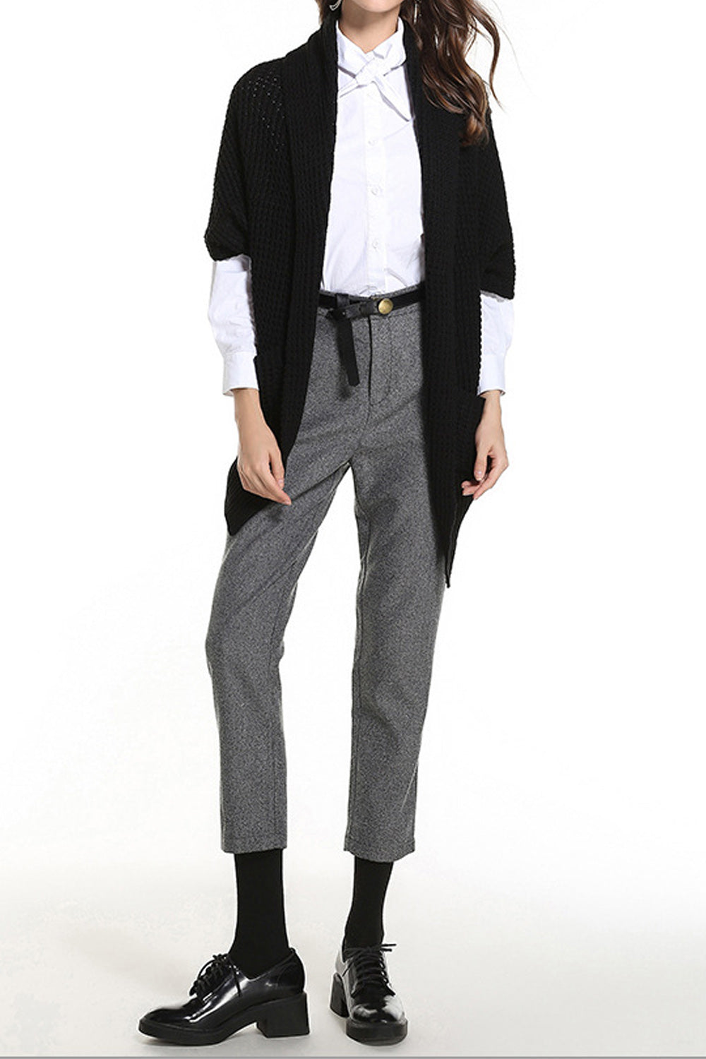 Women Knitted Short Sleeve Superb Solid Colored Flap Pockets Front Open Stylish Winter Cardigan
