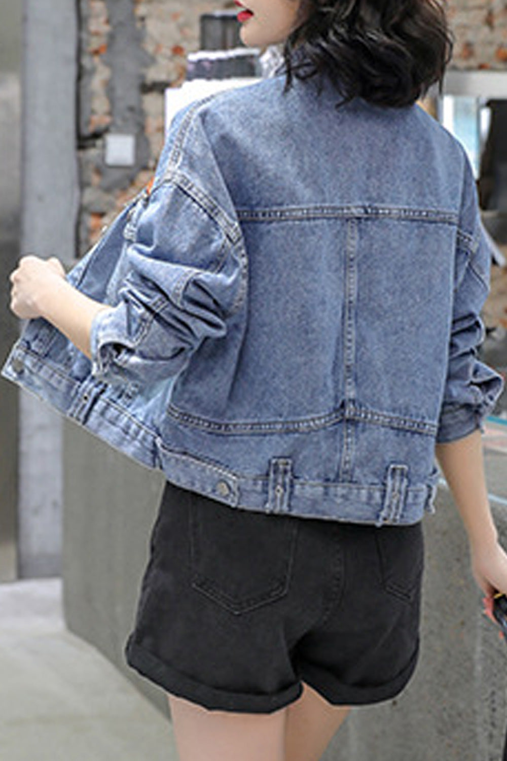 Women Simple Solid Pattern Fabulous Pocket Styled Denim Jacket