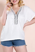 Women Plus V-Neck Sequins Decorated Short Sleeve Shirt